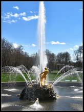Fountain at Peterhof / ***