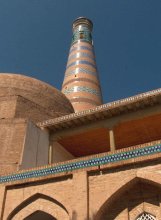 minaret / ***
