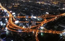 Bangkok through the eyes of night birds / ***