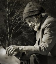 Living again ... / ***