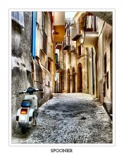 The streets of Cefalu / ***