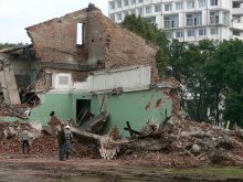 the ruins of &quot;Belarus&quot; 2 / ***