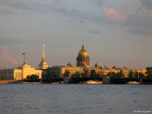 The city on the Neva River. / ***