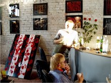 Saturday, noon, the sun / ***