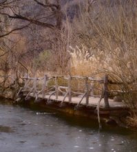 derelict bridge / ***