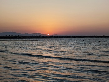 seeing the sun / ***