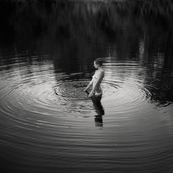 On the river / https://www.instagram.com/anton_pokrovskiy/