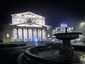 Bolshoi Theatre / ***