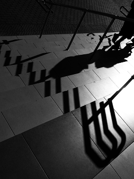 Way up / ***