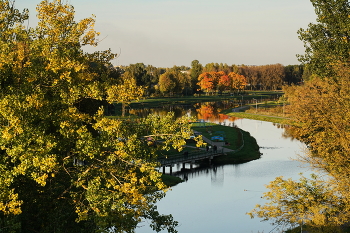 Autumn Park. / ***