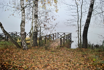 A lone berth / ***