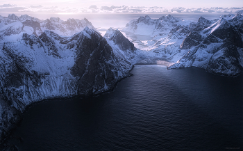 Lofoten / https://mikhaliuk.com/lofoten-islands-senja-fjords-islands-norway-photo-exhibition/