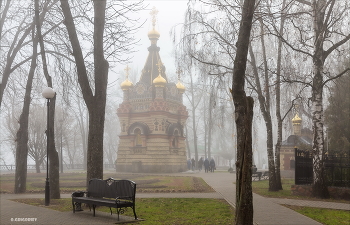 In the autumn park. / ***