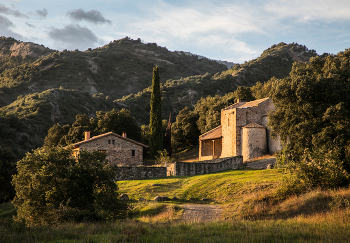 Church in the Mountains / ***