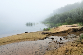 Morning on the river / ***