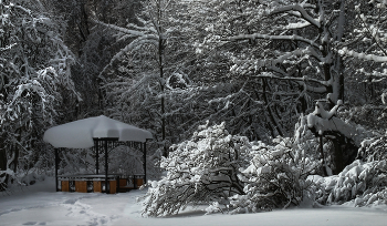 Gazebo ... / ***