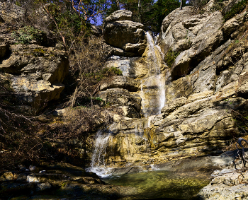 Waterfall Yauzlar / ***