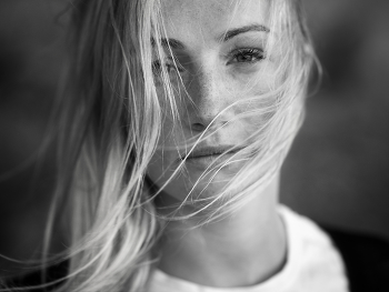 Julia / ***