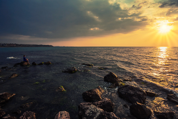 Evening at Sea / ***