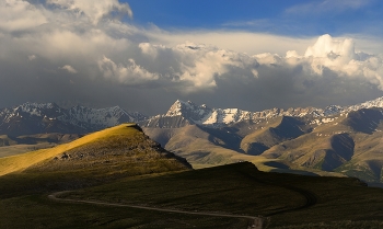 Caucasus / ***