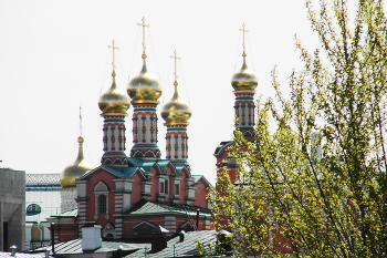 Spring in Moscow / ***