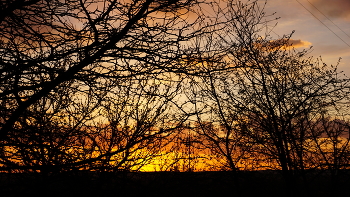 waiting for the sun / ***