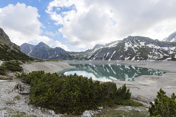 &nbsp; / Bergsee in den Alpen
