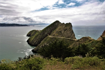 Cliff... / ***