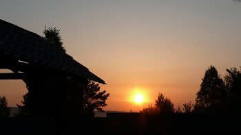 Sunrise / ***