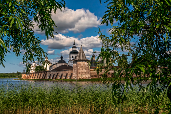 Kirill-Belozersk Monastery / ***