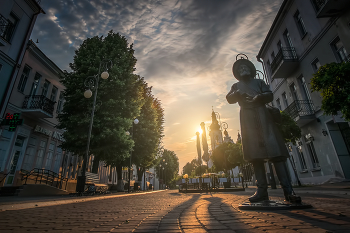 Morning old town / ***