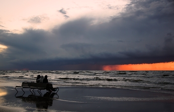 Evening at the sea / ***