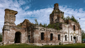 Church of the Assumption of the Blessed Virgin Mary / ***