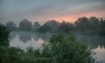 Morning on the river / ***