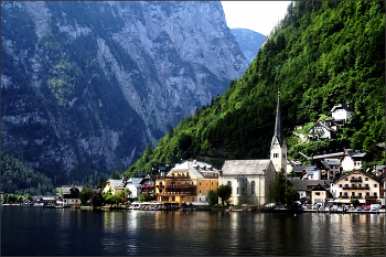 Walk to Hallstatt - Austria / ***