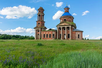 Znamenskaya church / ***