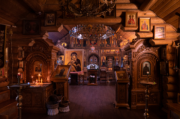 In the Temple / ***