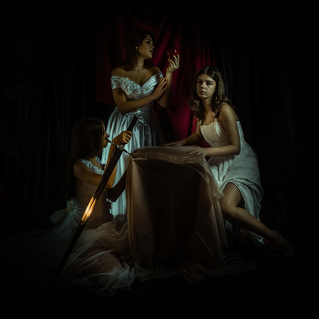 apple of discord / ***