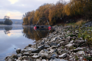 On the lake / ***