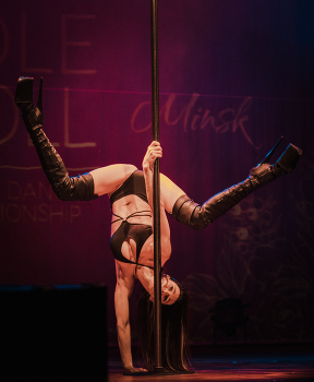 POLE DOLL- exotic dance championship 2022 / https://www.youtube.com/watch?v=_d7Y4TA9kCs&amp;t=1s


https://www.tiktok.com/@vaguro_v_u_v?lang=ru-RU
