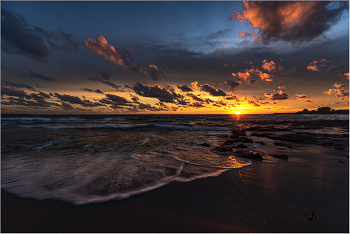 The Black Sea sunset / ***