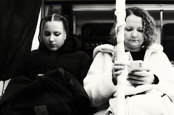 Black and white / ...