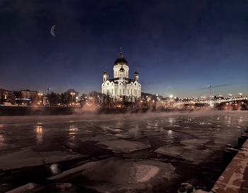Night Quay / ***