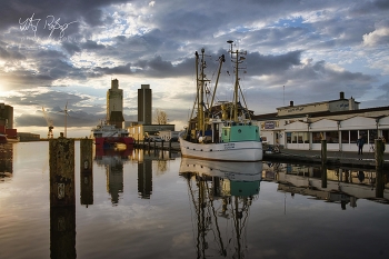 Abend am Hafen / Abend am Husumer Hafen