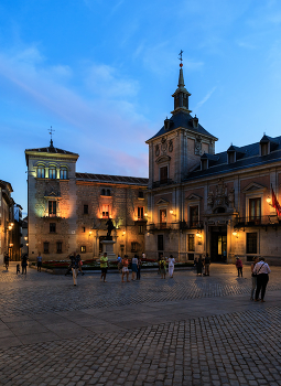 An evening walk / ***