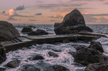 Sunset / ***