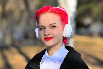 &nbsp; / ***