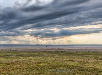 on the lake .. / ***