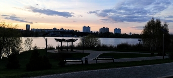 An evening walk / ***
