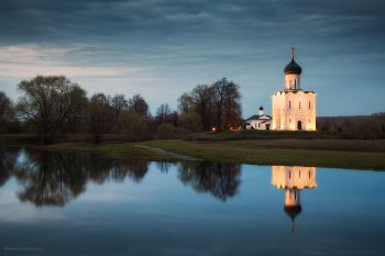 Church of the Intercession on the Nerl / ***